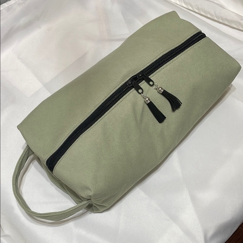 Olive Green Men's Travel Bag Dual Zipper